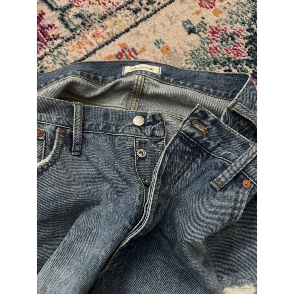 Madewell Relaxed‎ Denim Shorts Button Fly Distressed Women's Size 32